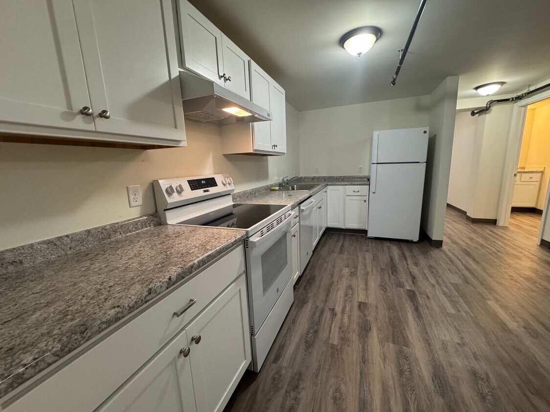 Foto principal - 191 E Housatonic St