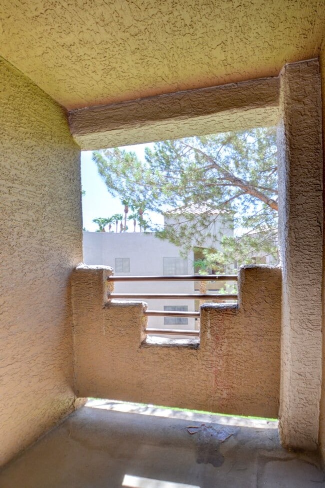 Building Photo - SUNSET BAY CONDO