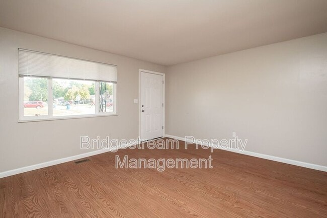 Foto del edificio - 5346 Hilgeford Dr