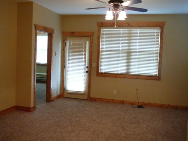 Foto del edificio - 3 BR/2 BA Ground- Floor Condo Just Minutes...