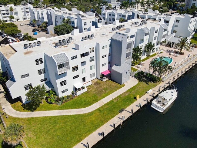 Foto del edificio - 2860 NE 14th St