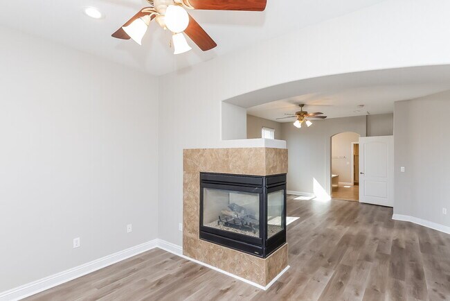 Foto del edificio - 537 Copper View St