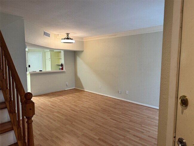 Foto del edificio - 10811 Richmond Ave.