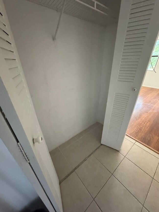 Photo - 9999 Summerbreeze Dr Apartment