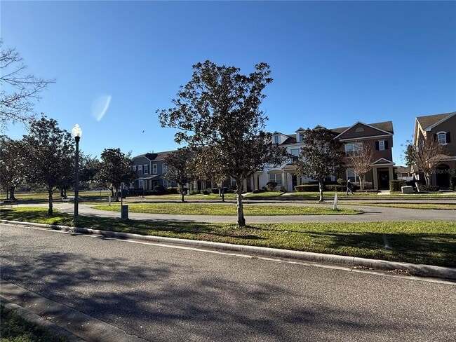 Foto del edificio - 7613 Sutherton Ln