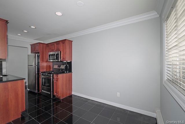 Foto del edificio - 226 Lakeland Ave