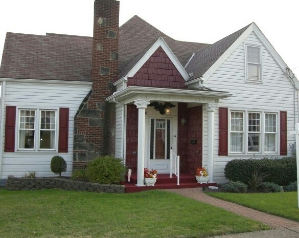 Primary Photo - 724 Speer St