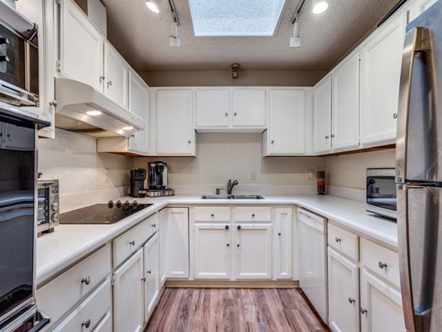 Foto del edificio - 806 St Paul Ct