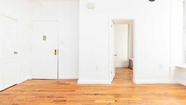 Building Photo - 2 br, 1 bath Apartment - 46 Palmetto St Apt 2
