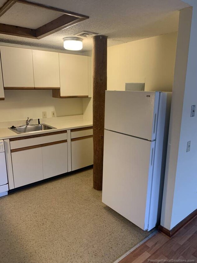 180 Bemis Rd Unit 2, Fitchburg, MA 01420 Apartments in Fitchburg, MA