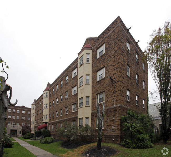 Building Photo - Wallingford Apartments