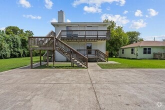 Building Photo - 7316 Overton St