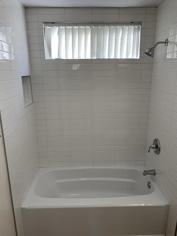 Building Photo - 13942 Iowa St