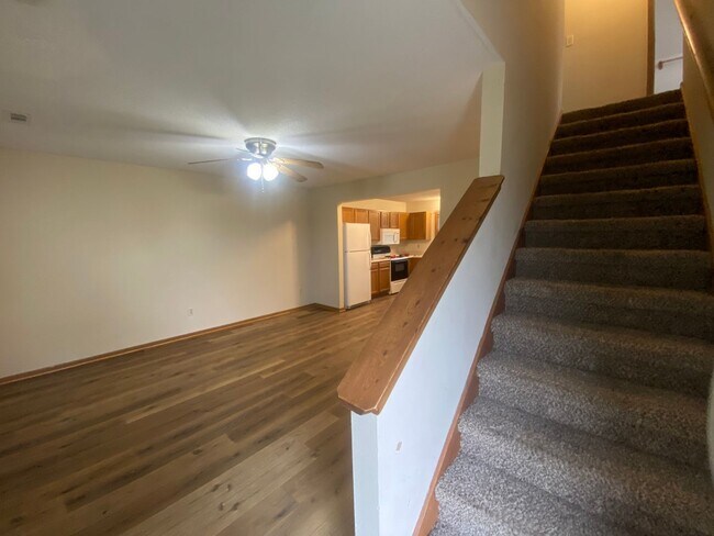 Foto del edificio - Sunflower 2604-2606