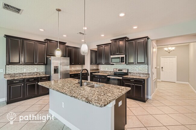 Building Photo - 11820 Valhalla Woods Drive, Riverview, FL,...