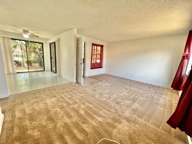 Foto del edificio - Ewa Beach - 3 Bedroom, 2 Bathroom, 2 Car G...