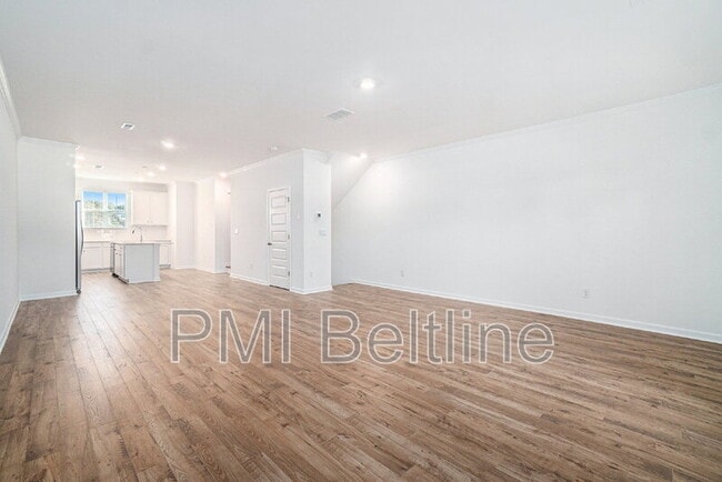 Building Photo - 6229 Honeybell Aly