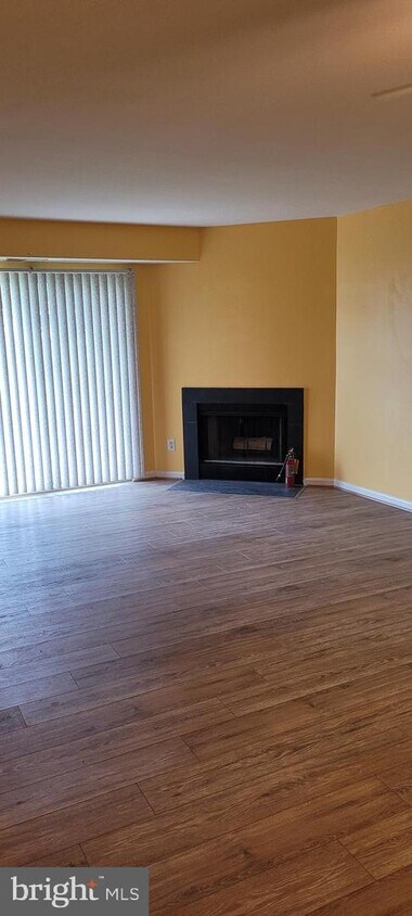 Primary Photo - 13648 Orchard Dr