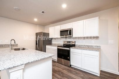 Building Photo - 1921 Tranquility Cir