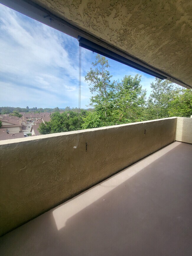 Foto del edificio - 25244 Birch Grove Ln