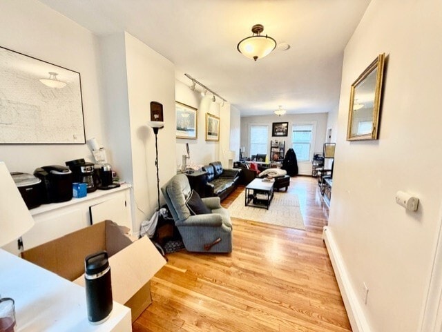 Building Photo - 83 High St