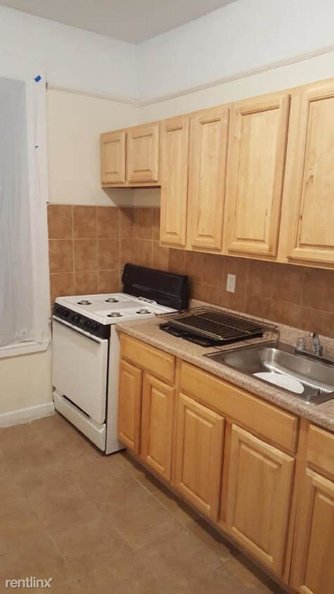 Foto principal - 1134 Saint Marks Ave