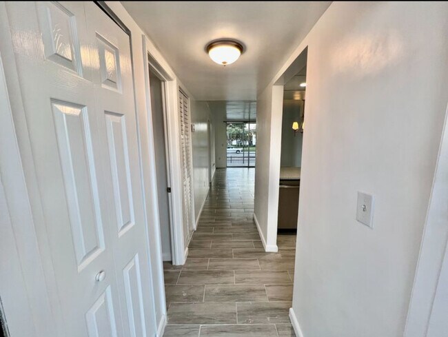 Foto del edificio - 14155 SW 87th St