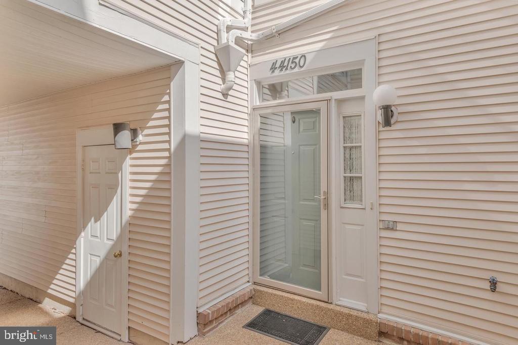 44150 Shady Glen Terrace, Ashburn, VA 20147 Townhome Rentals in