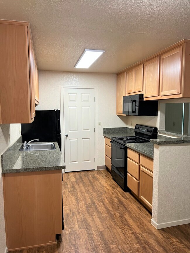 Westdale Commons Apartments Apartments in Modesto, CA