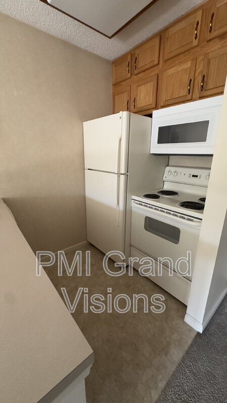 Foto del edificio - 1306 Arthur Ave