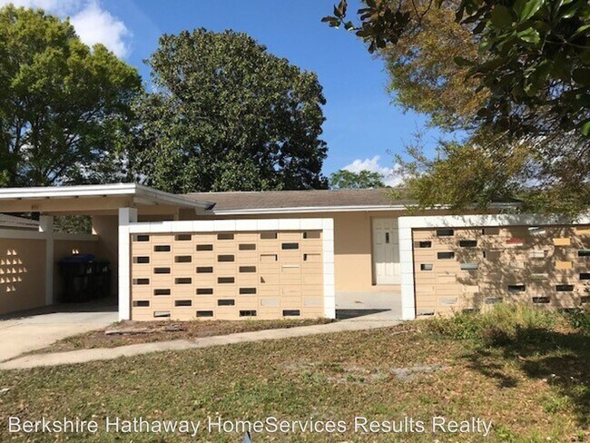 Foto del edificio - 4 br, 2 bath House - 4903 Polaris St