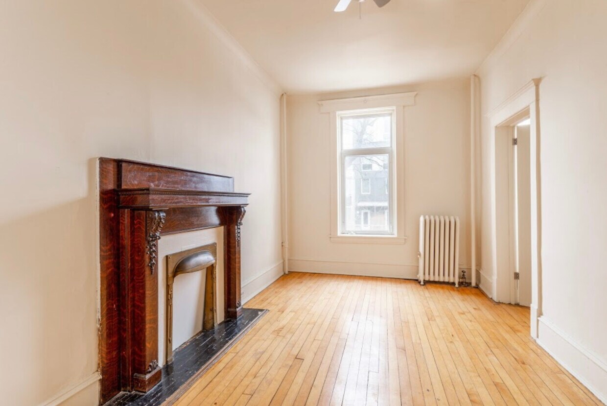 Photo du bâtiment - Edwin Apartments