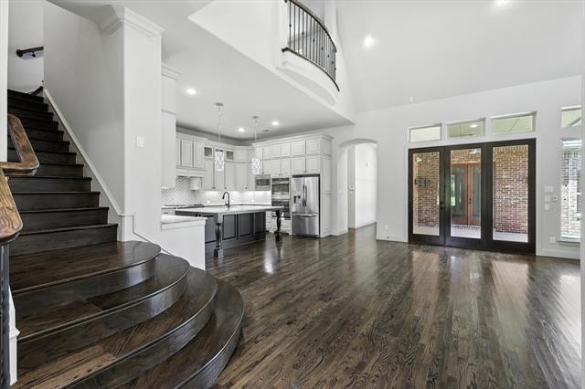 Building Photo - 1621 Le Mans Ln