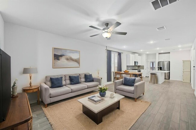 Foto del edificio - 5312 Mulberry Grove Ln