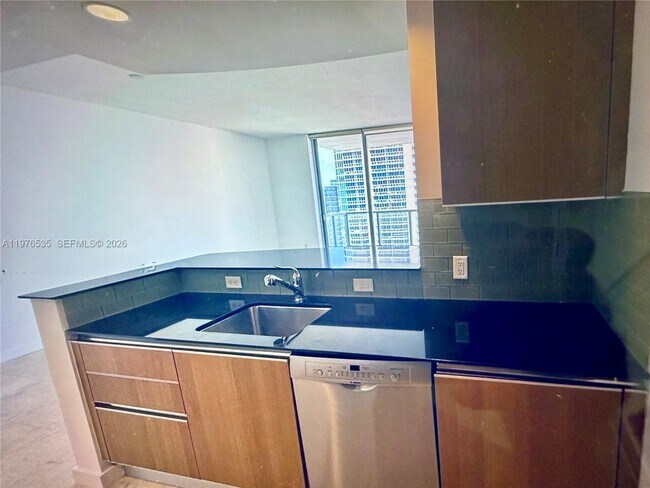 Foto del edificio - 1060 Brickell Ave