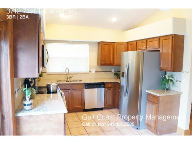 Building Photo - 3712 71st Ter E