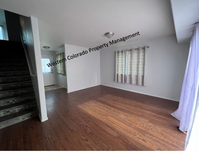 Building Photo - 669 Pleasant Ct