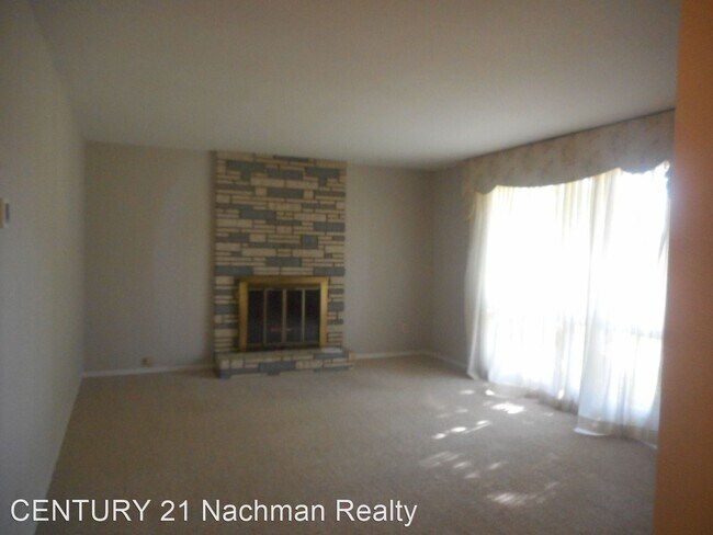 Foto del edificio - 3 br, 1.5 bath House - 4 Fairway Lane