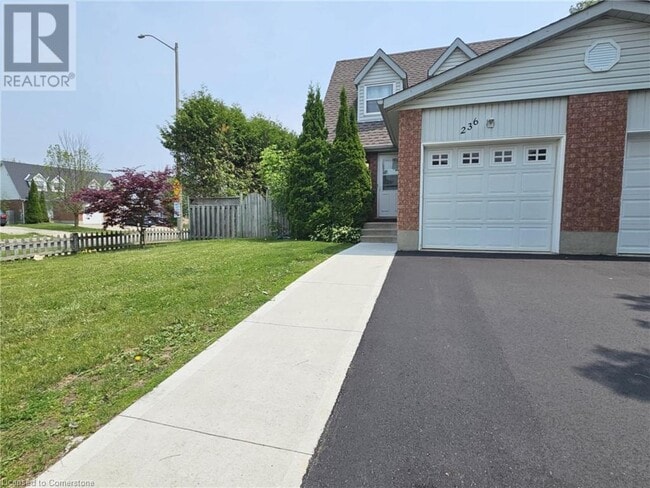 Building Photo - 236 Northview Heights Dr
