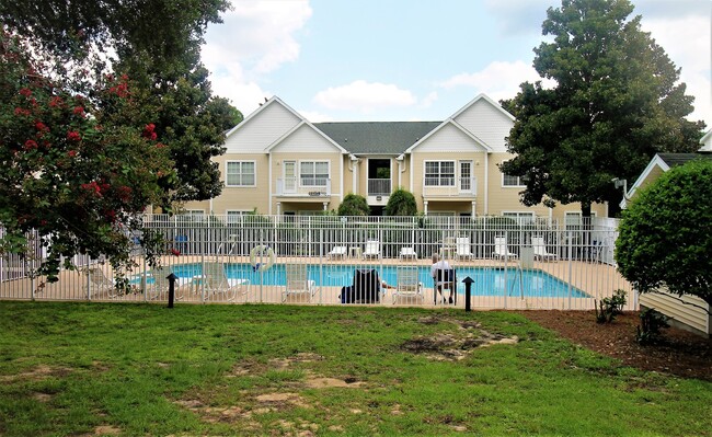 Building Photo - Niceville Location