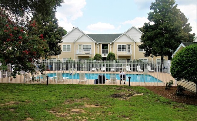 Foto del edificio - Updated Furnished Condo in Niceville!