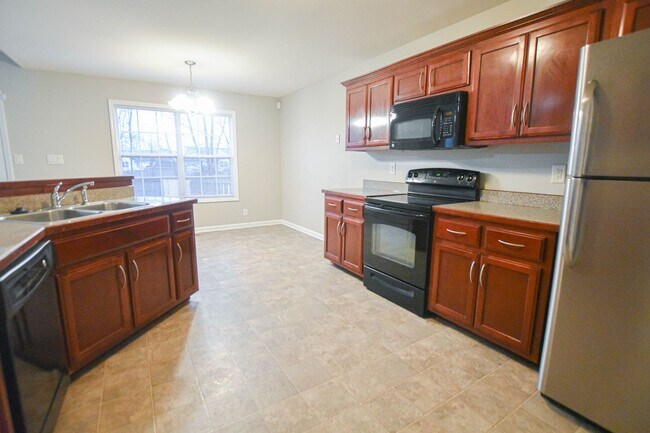 Foto del edificio - Pet Friendly Three Bedroom!