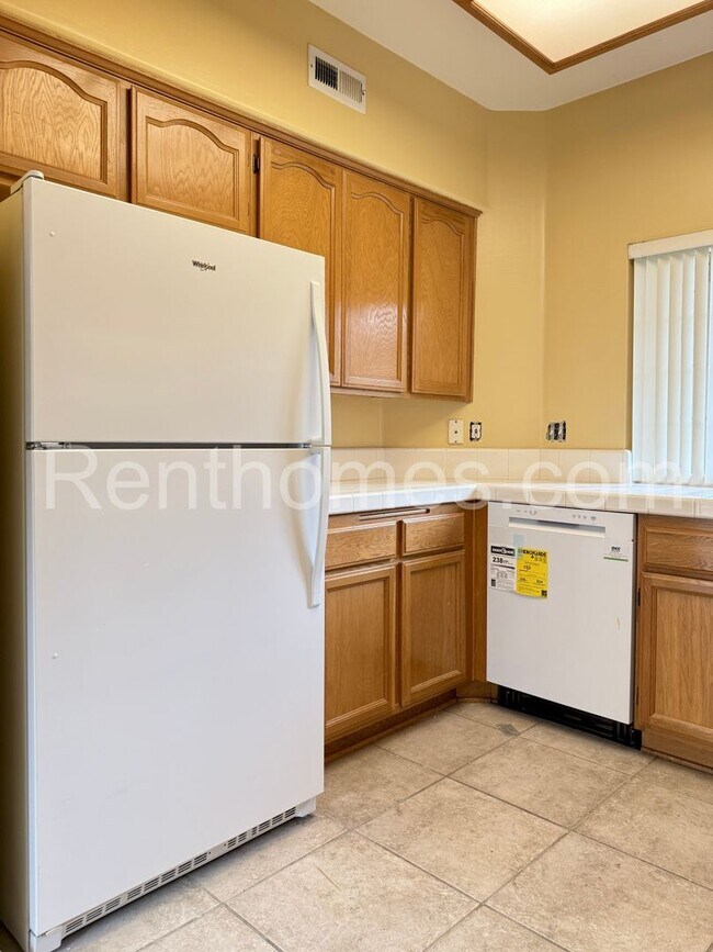 Foto del edificio - 12330 Springwater Point