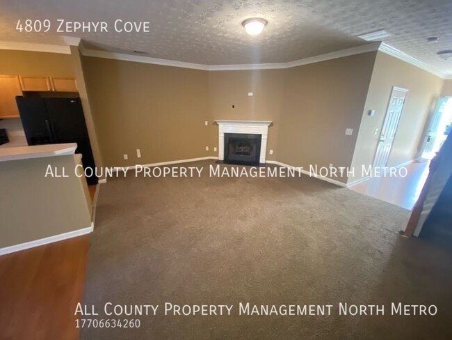 Building Photo - 4809 Zephyr Cove
