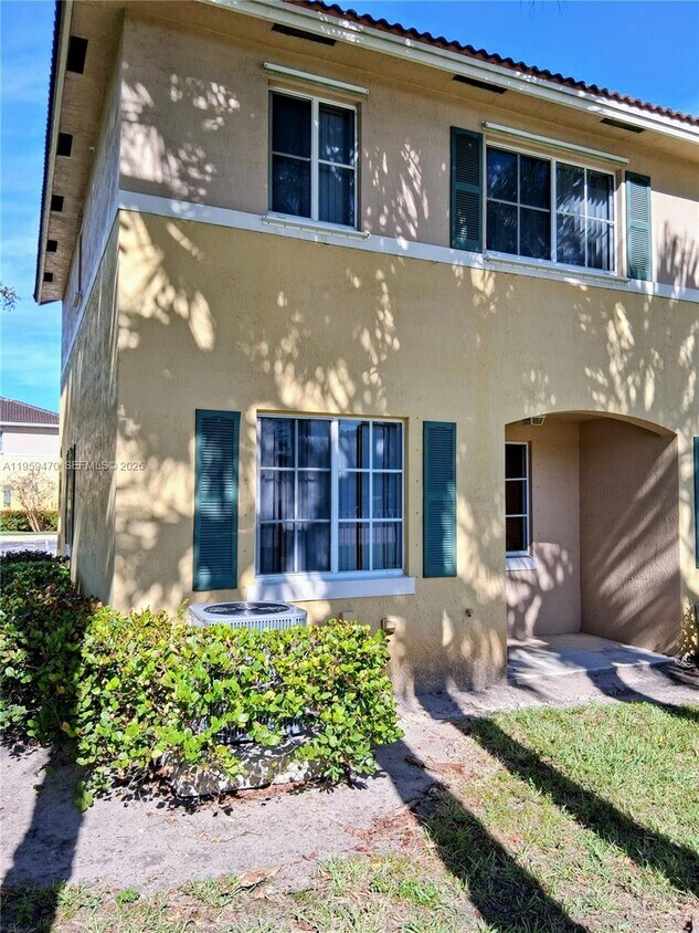 Foto del edificio - 6056 SW 19th Pl