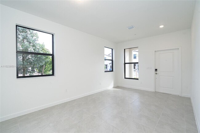 Building Photo - 266 SW 159th Terrace