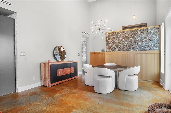 Building Photo - 1824 Harvard Ave