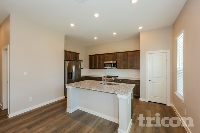 Foto del edificio - 4314 Stonybrooke Dr