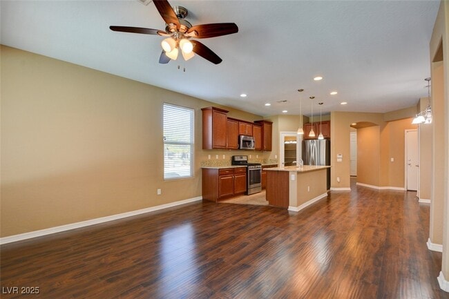 Building Photo - 10267 Mopan Rd