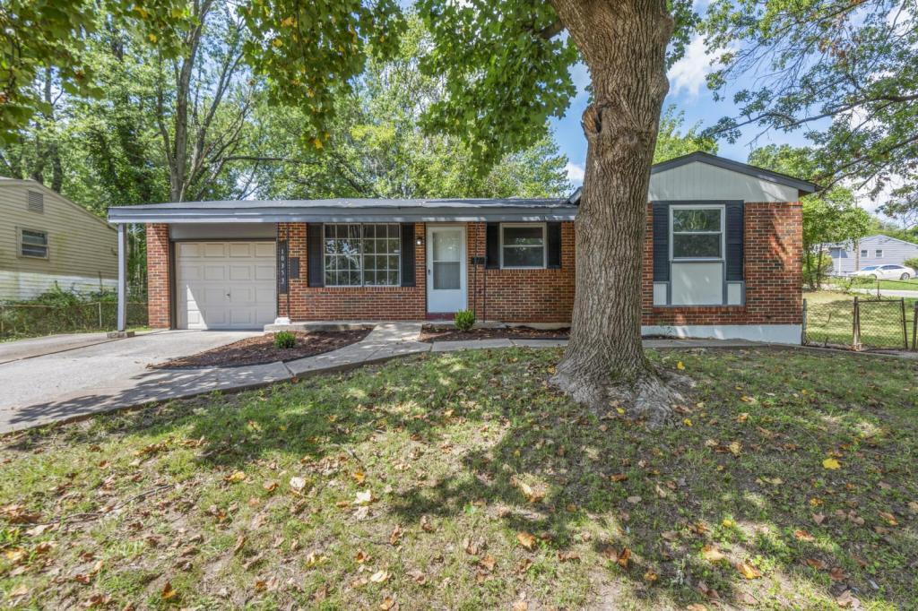 10353 Castle Drive - House Rental in Jennings, MO | Apartments.com